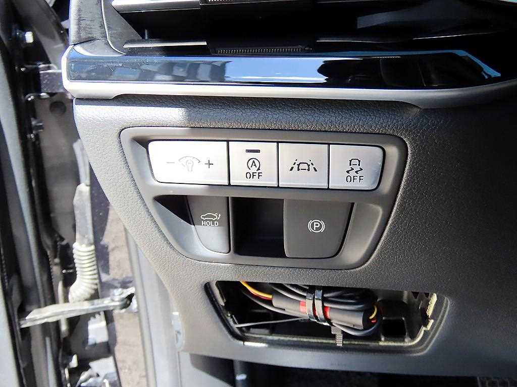 Genesis G80 — photo 12