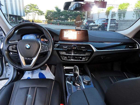 BMW 5-Series — photo 07