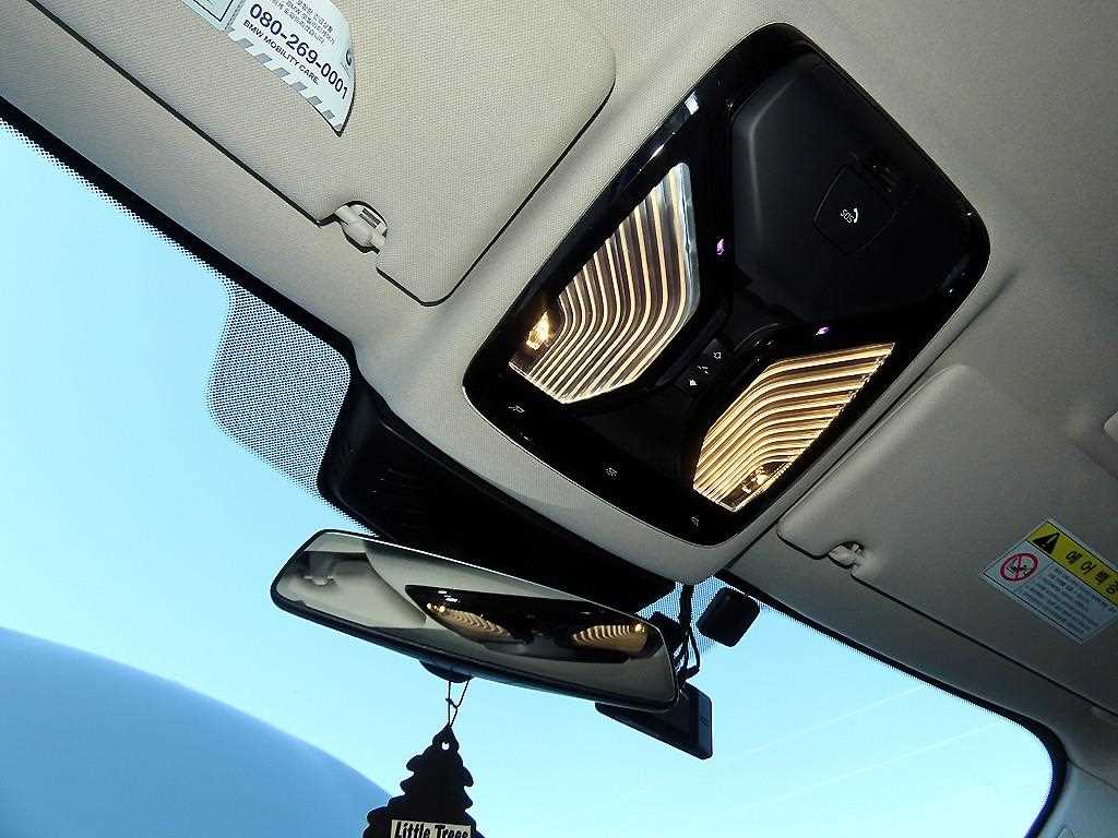 BMW 5-Series — photo 15