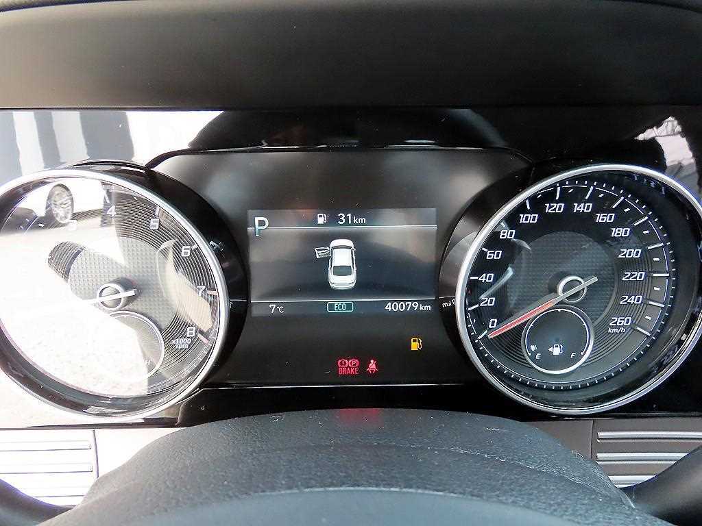 Hyundai Grandeur — photo 09