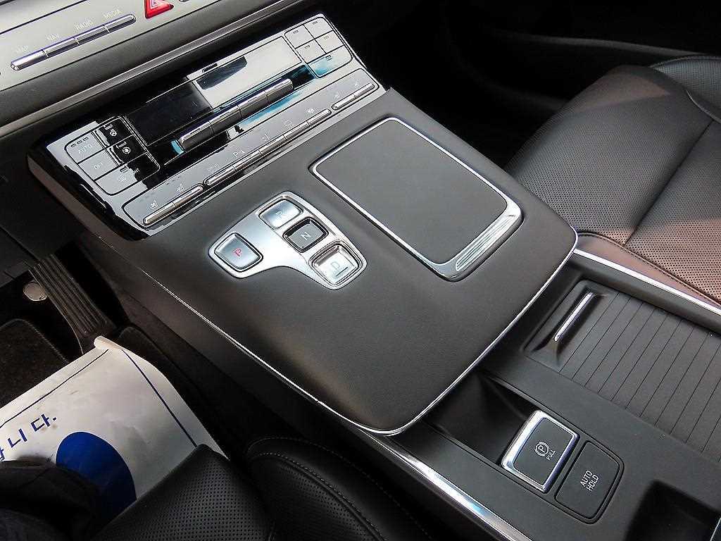 Hyundai Grandeur — photo 10