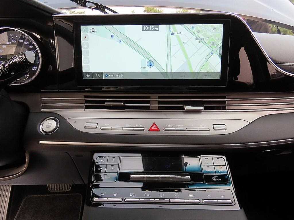 Hyundai Grandeur — photo 13