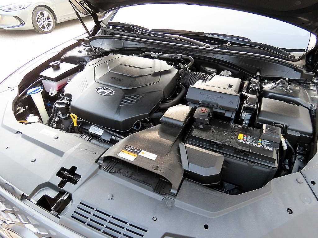 Hyundai Grandeur — photo 19