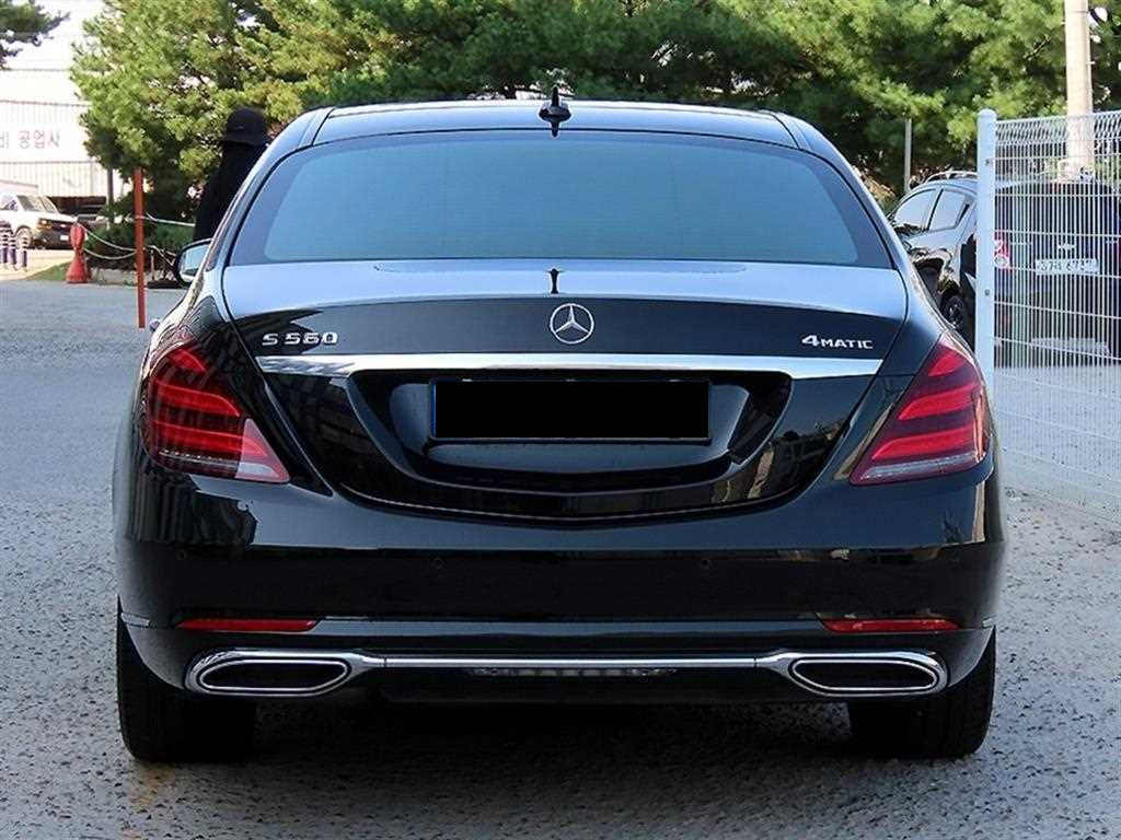 Mercedes-Benz S-Class — photo 04