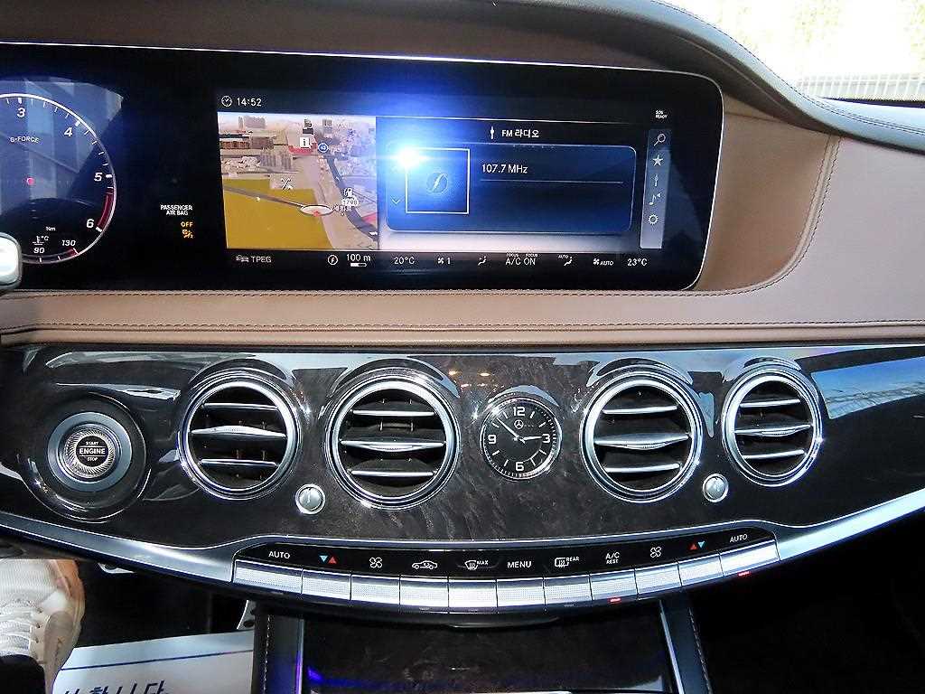 Mercedes-Benz S-Class — photo 14