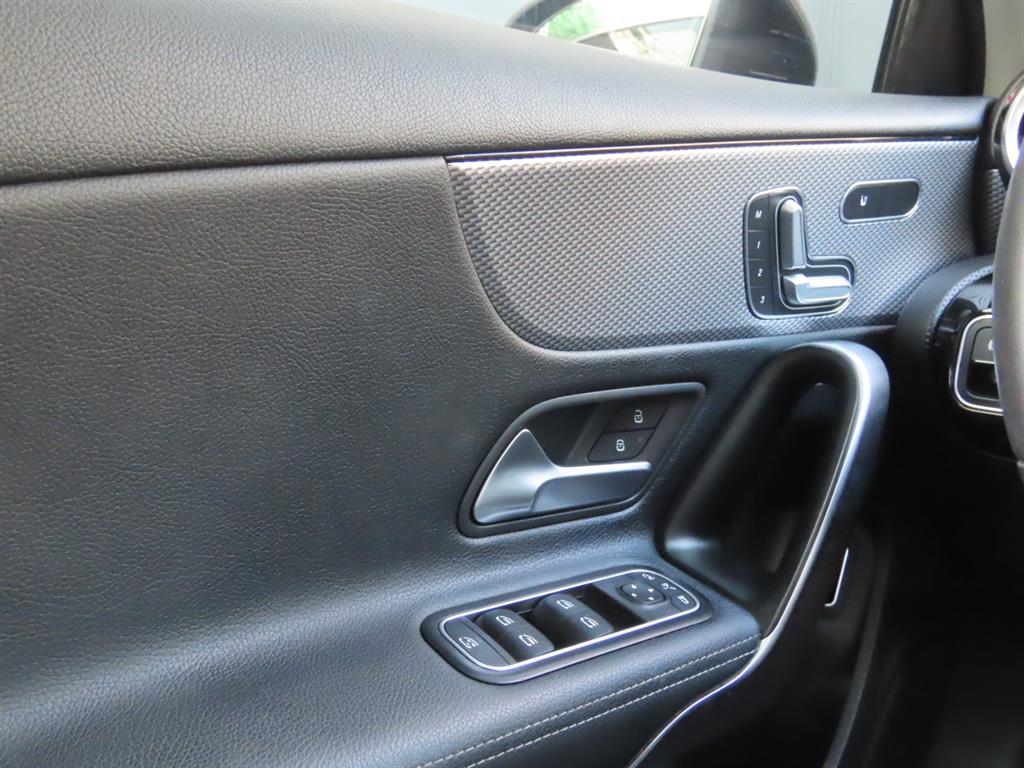 Mercedes-Benz A-Class — photo 12