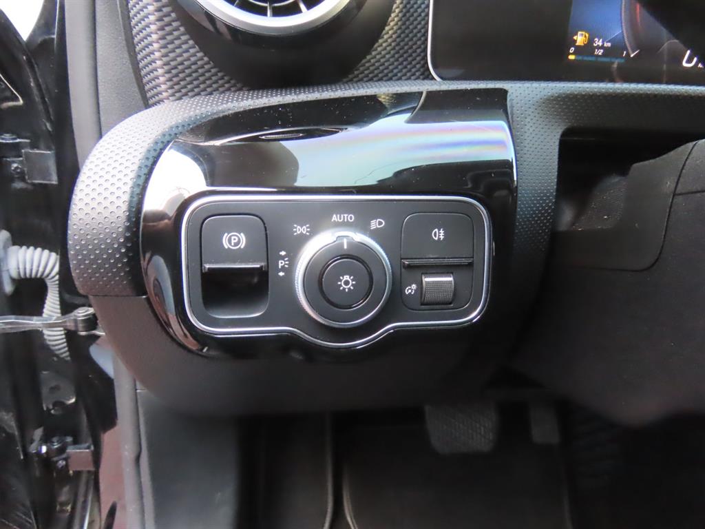 Mercedes-Benz A-Class — photo 13