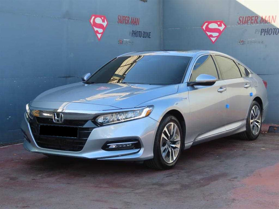 Honda Accord — photo 01