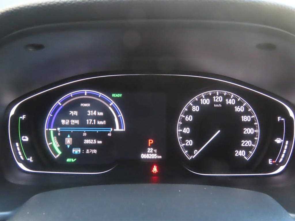 Honda Accord — photo 09