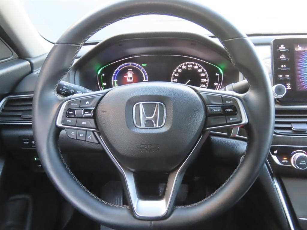 Honda Accord — photo 10