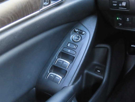 Honda Accord — photo 13