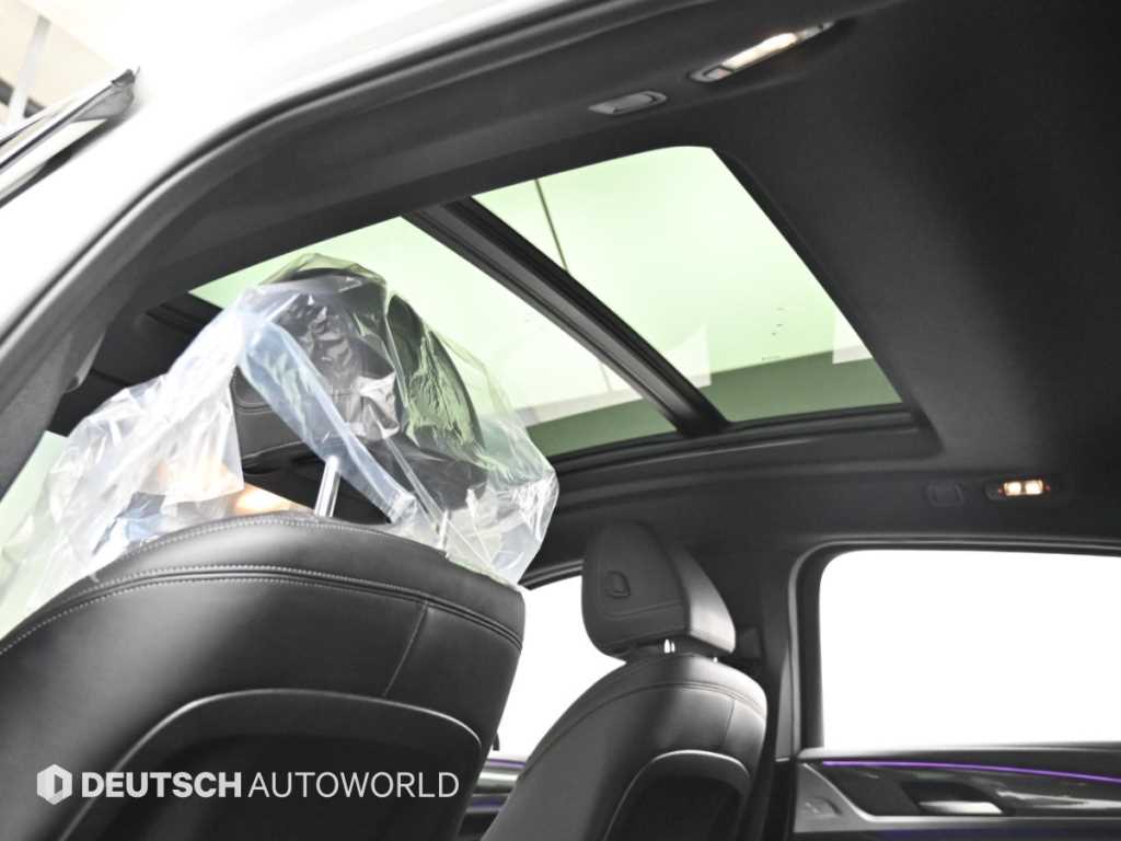 BMW X4 — photo 18