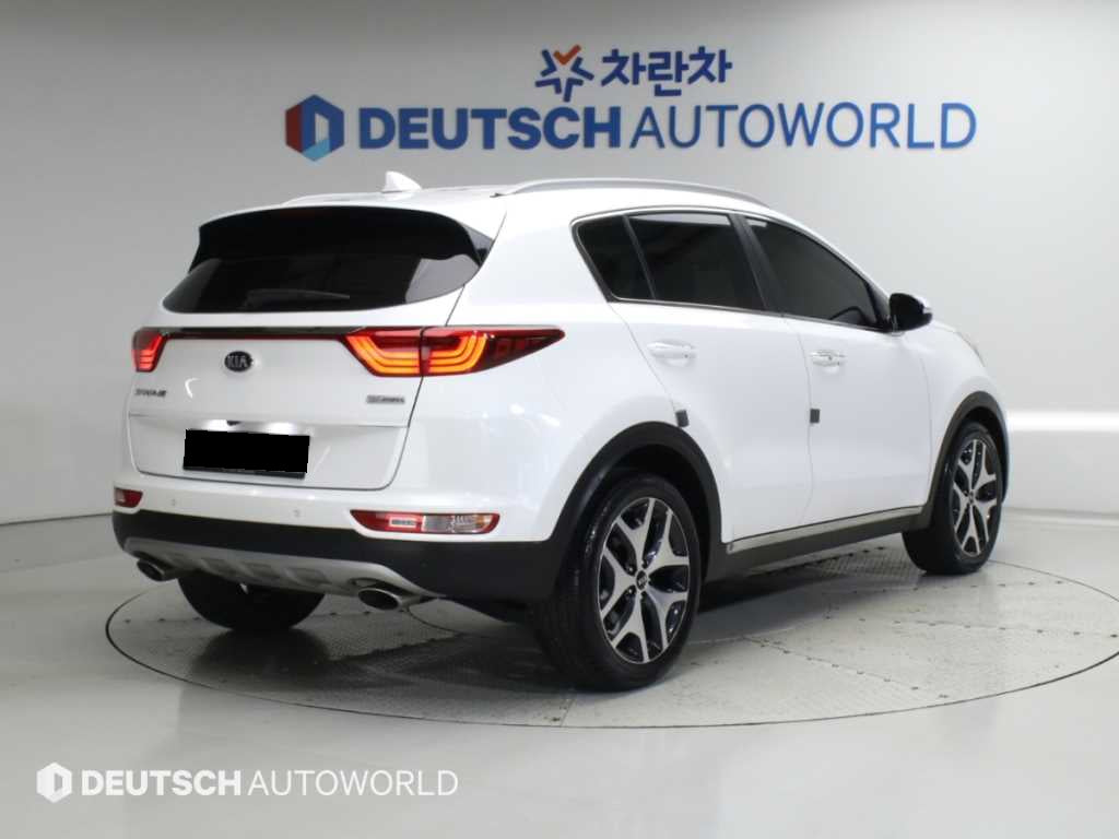 Kia Sportage — photo 02