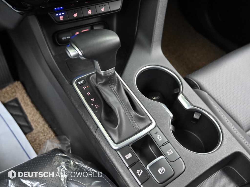 Kia Sportage — photo 09
