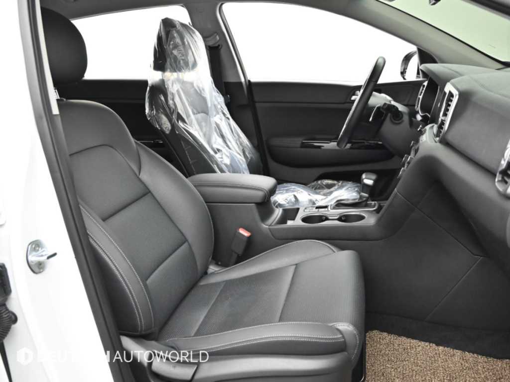 Kia Sportage — photo 10