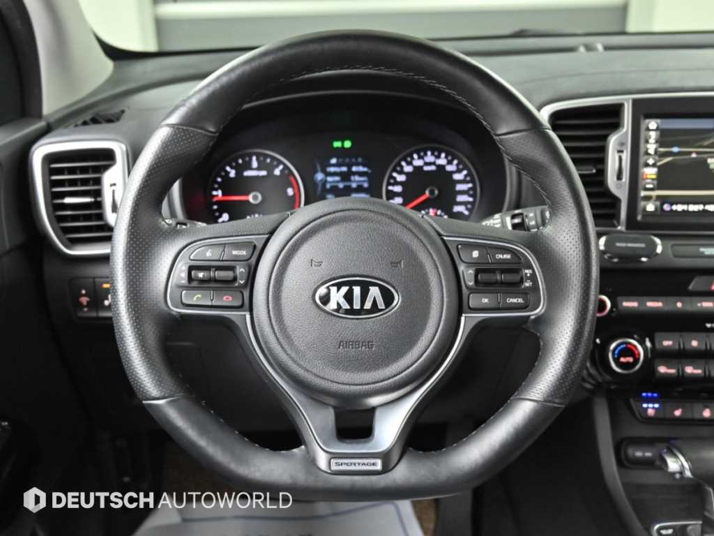 Kia Sportage — photo 13