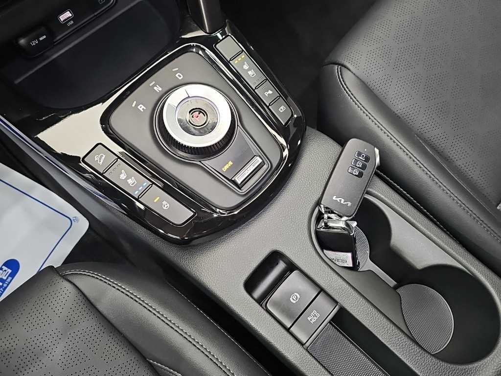Kia Seltos — photo 08