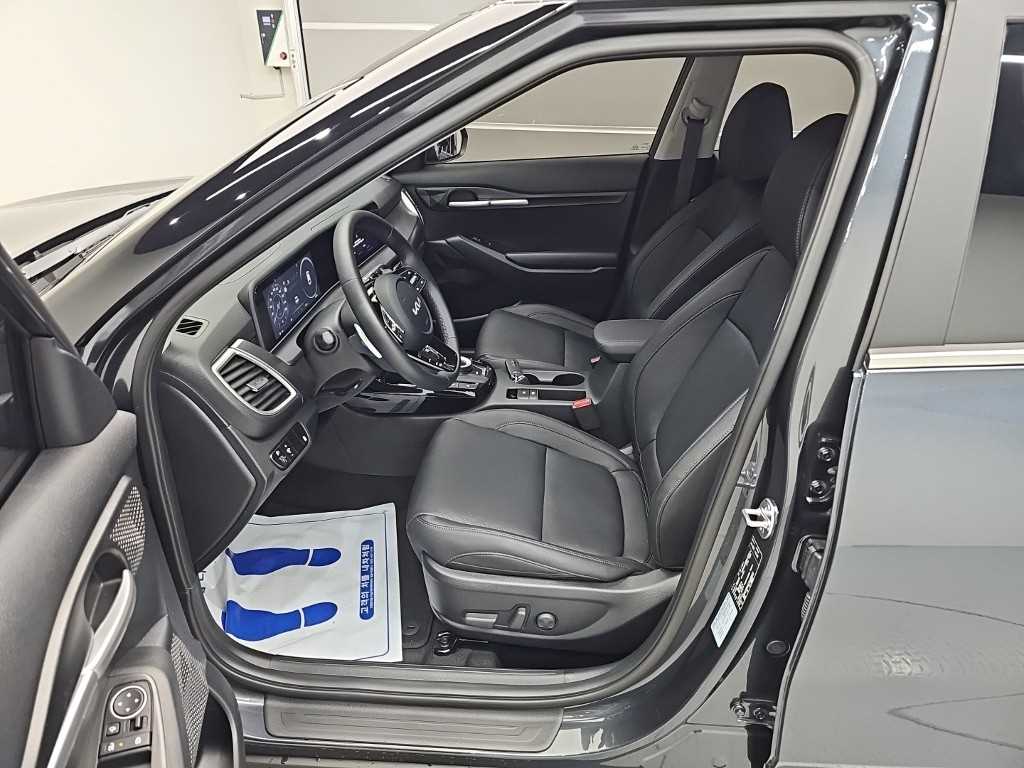 Kia Seltos — photo 11