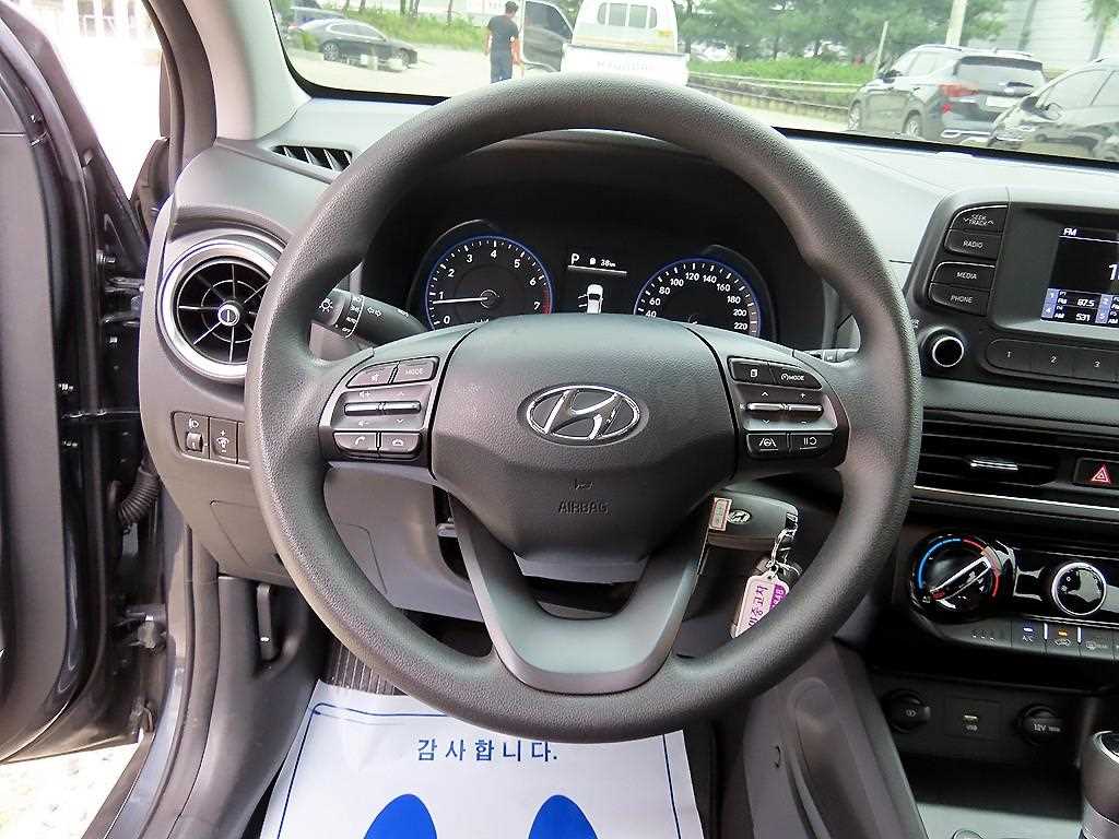 Hyundai Kona — photo 08