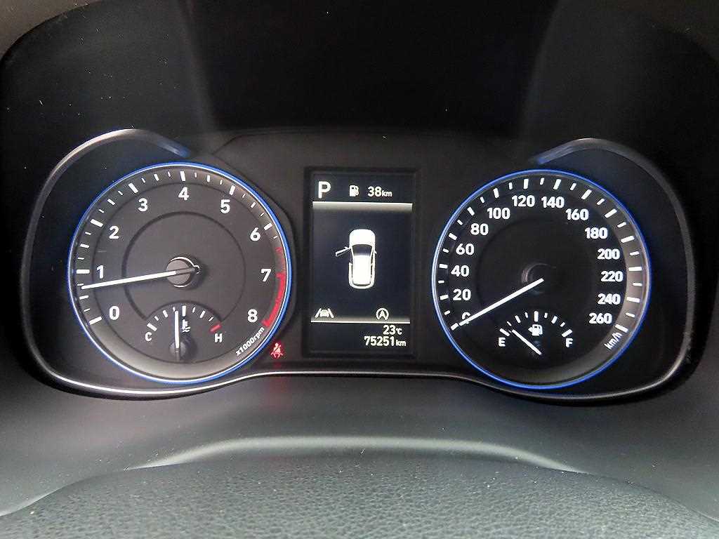 Hyundai Kona — photo 09
