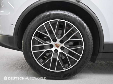 Porsche Macan — photo 05