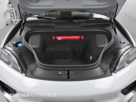 Porsche Macan — photo 06