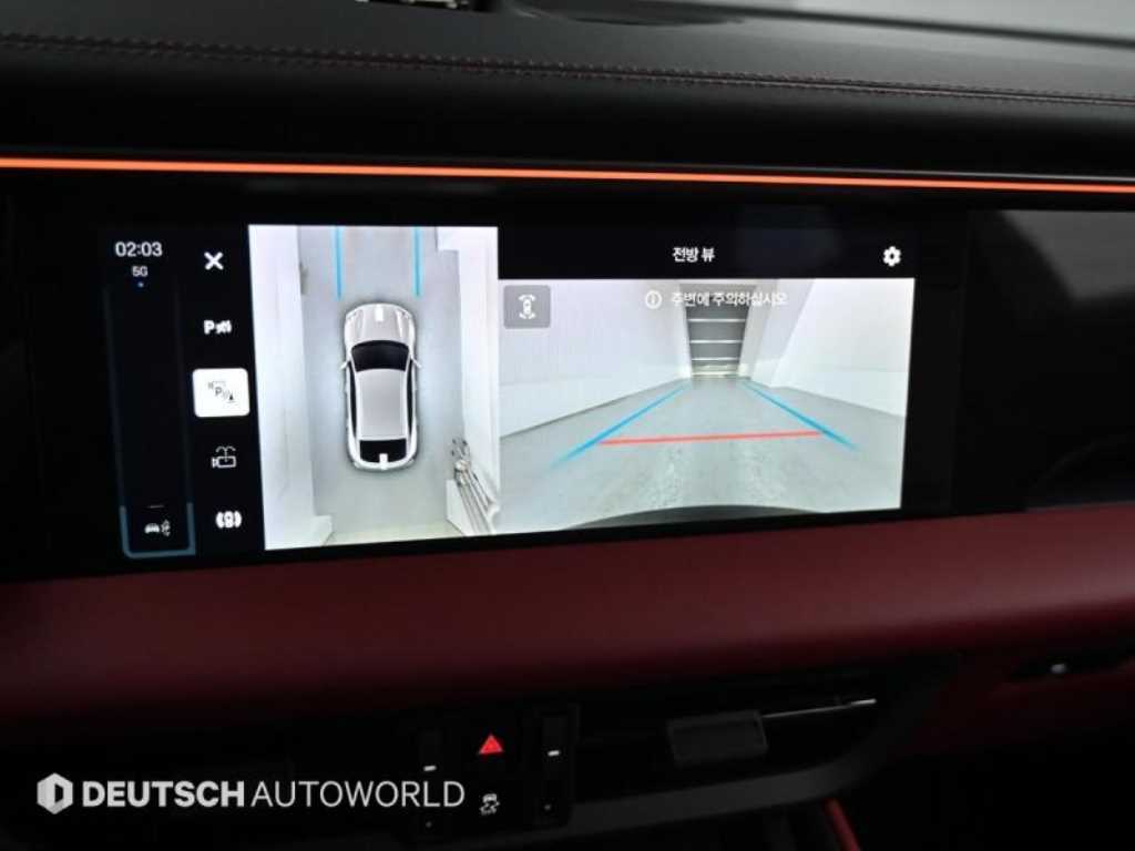 Porsche Macan — photo 15
