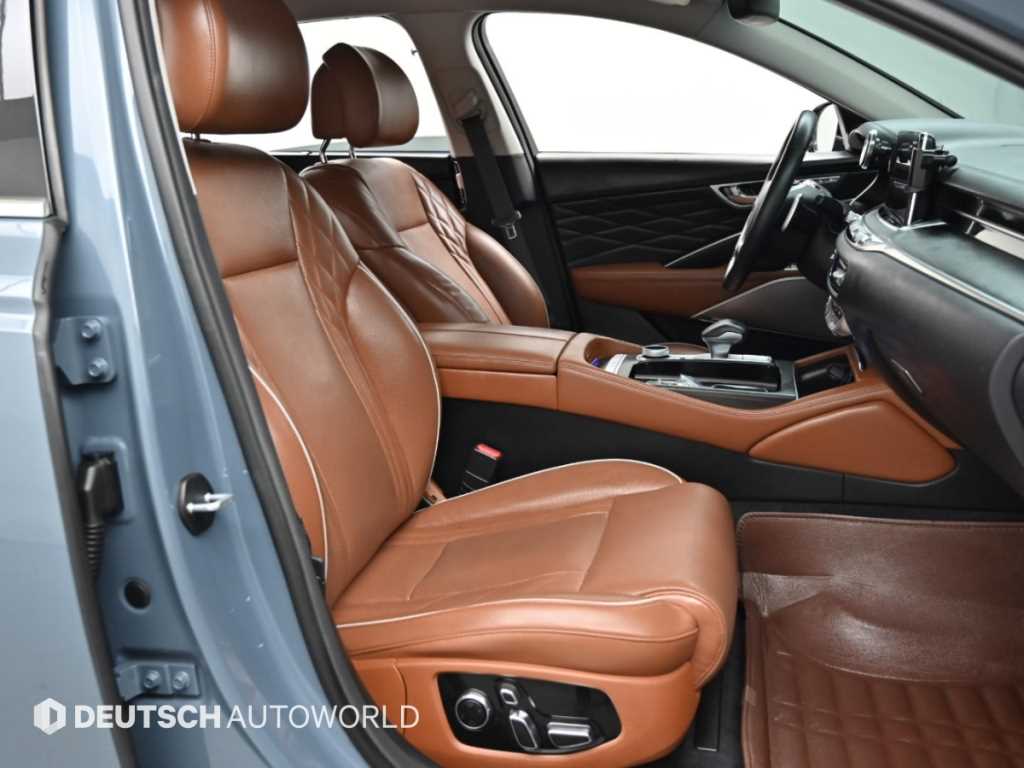 Kia K9 — photo 10