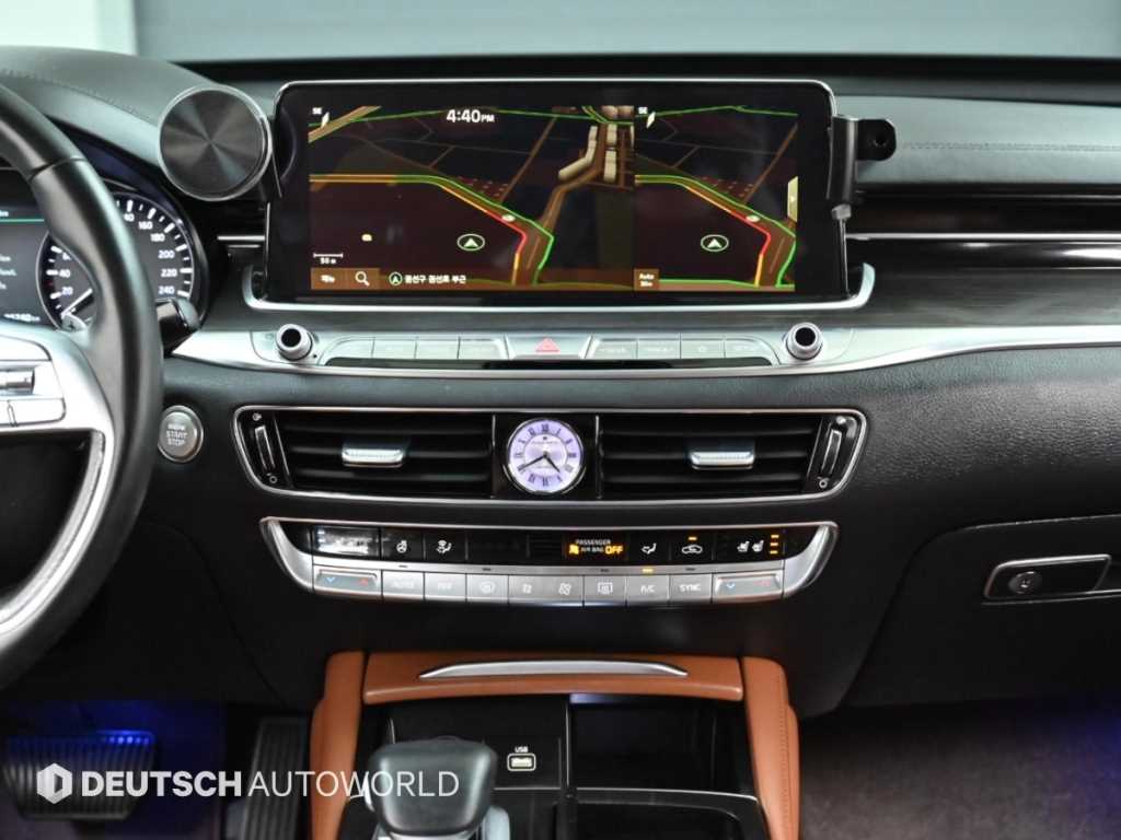 Kia K9 — photo 14