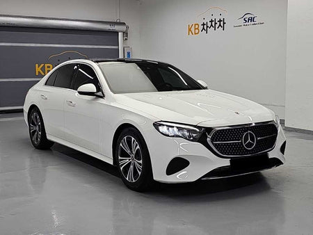 Mercedes-Benz E-Class — photo 04