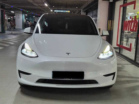 Tesla Model Y — photo 02
