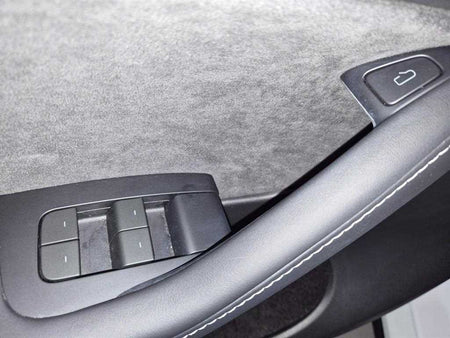 Tesla Model Y — photo 12