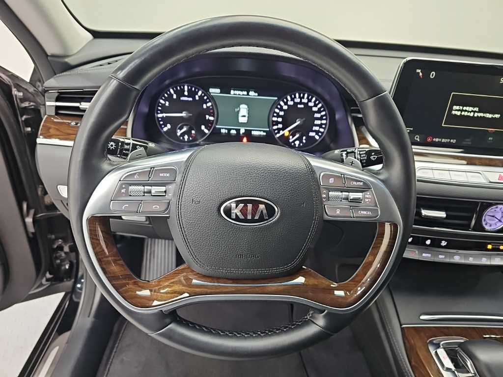Kia K9 — photo 09