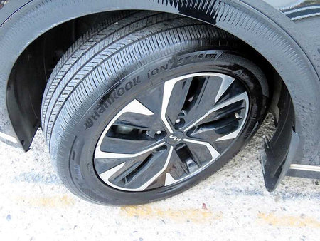Kia EV6 — photo 20