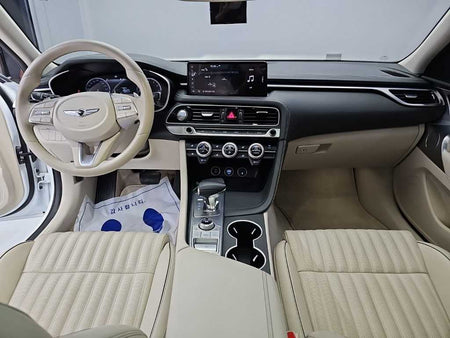 Genesis G70 — photo 01