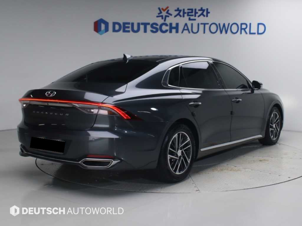 Hyundai Grandeur — photo 02