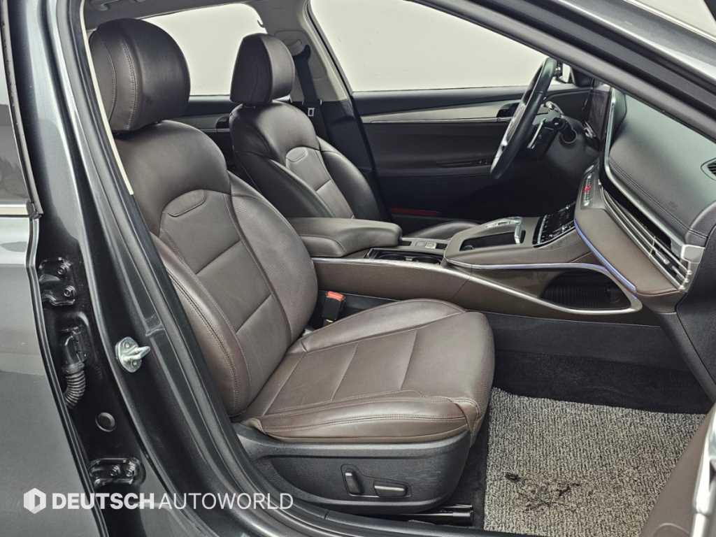 Hyundai Grandeur — photo 10