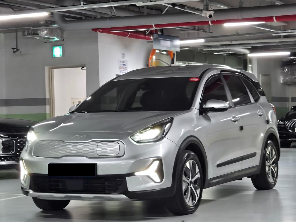 Kia Niro — photo 01