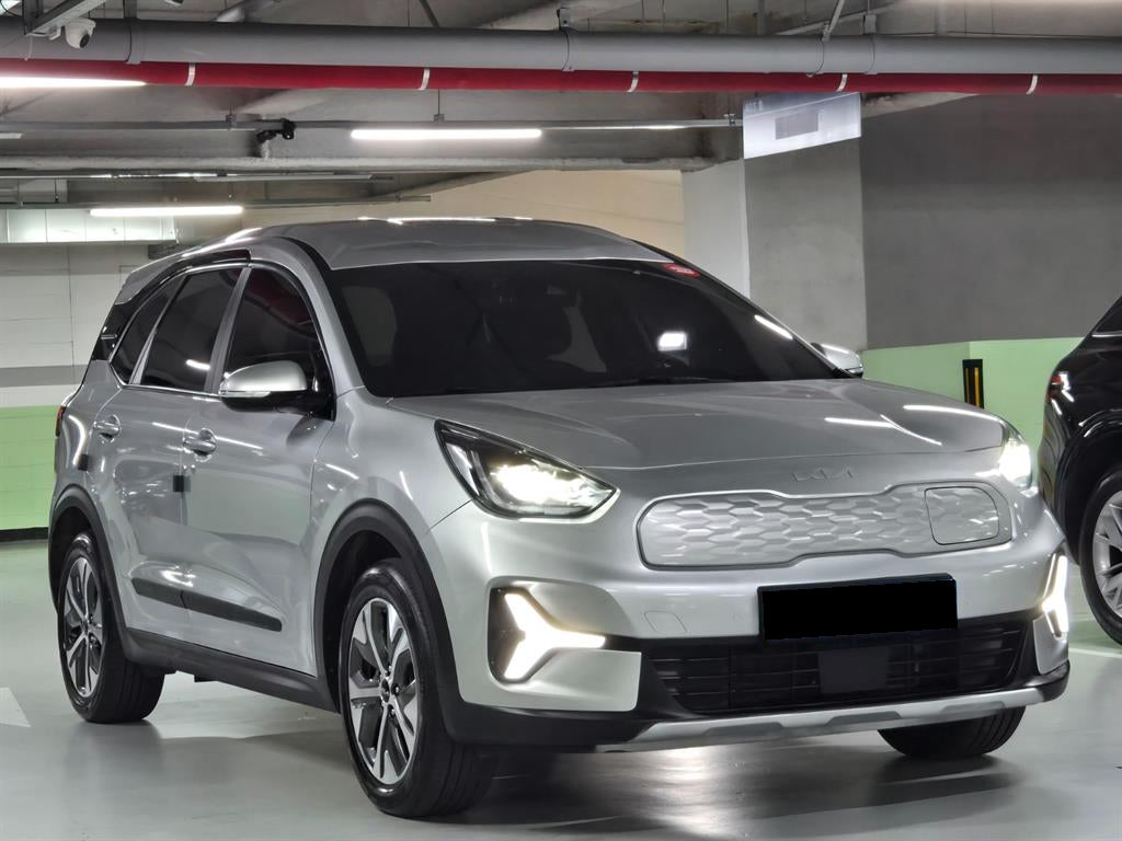 Kia Niro — photo 02