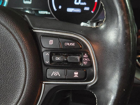 Kia Niro — photo 11