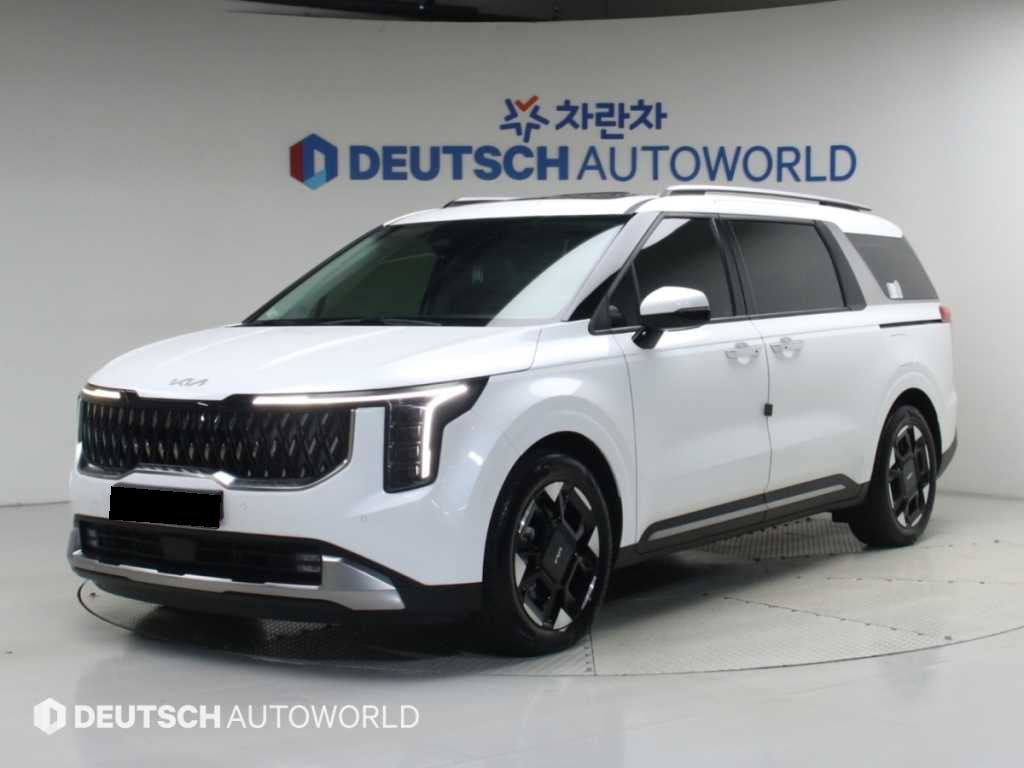 Kia Carnival — photo 01