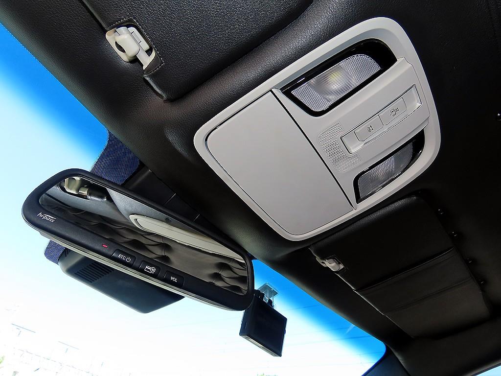 Kia K7 — photo 16