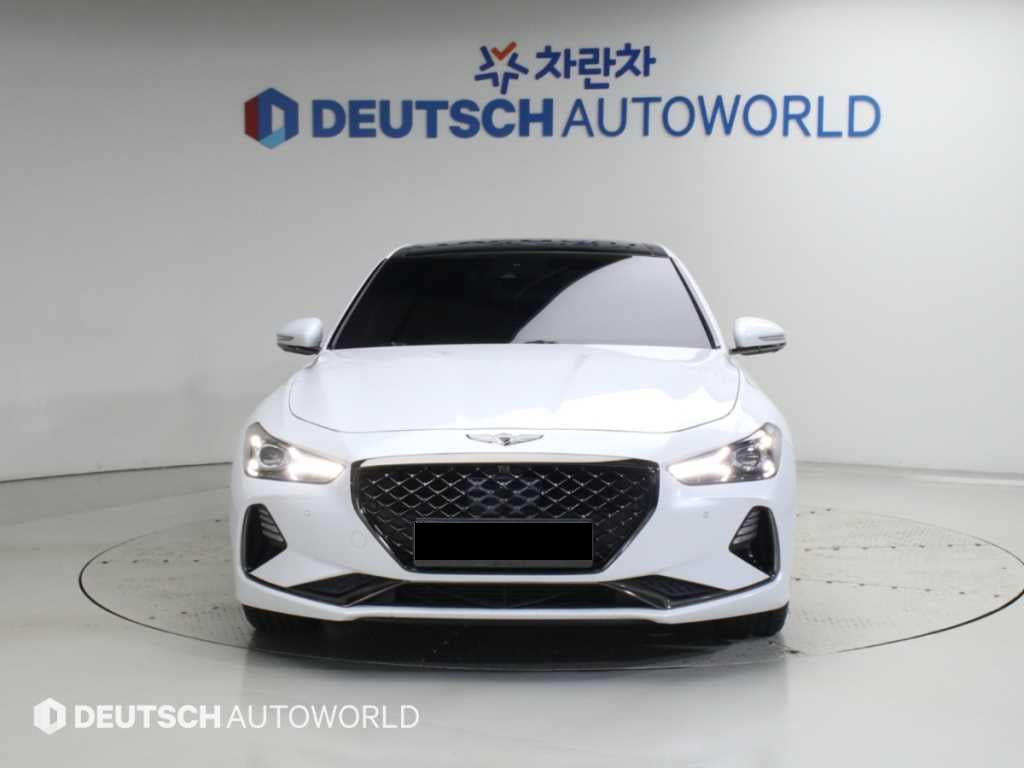Genesis G70 — photo 03