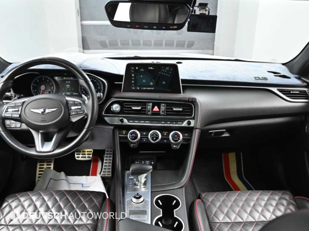 Genesis G70 — photo 07