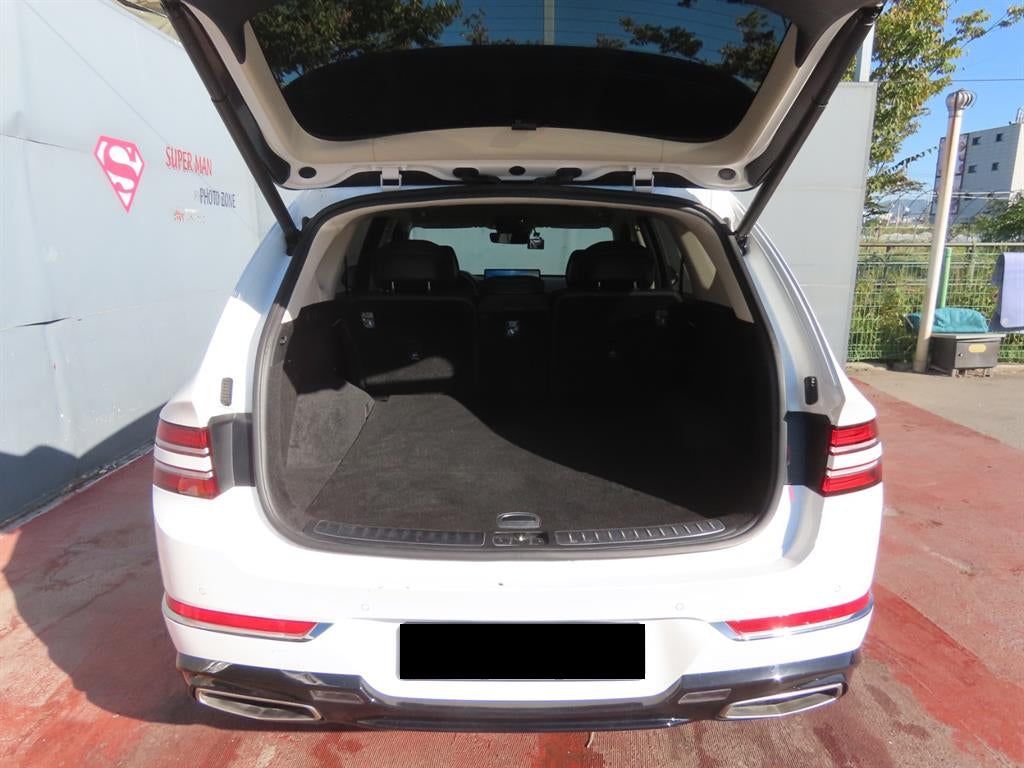 Genesis GV80 — photo 05