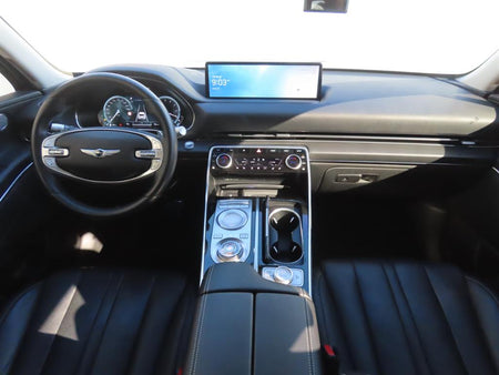 Genesis GV80 — photo 08