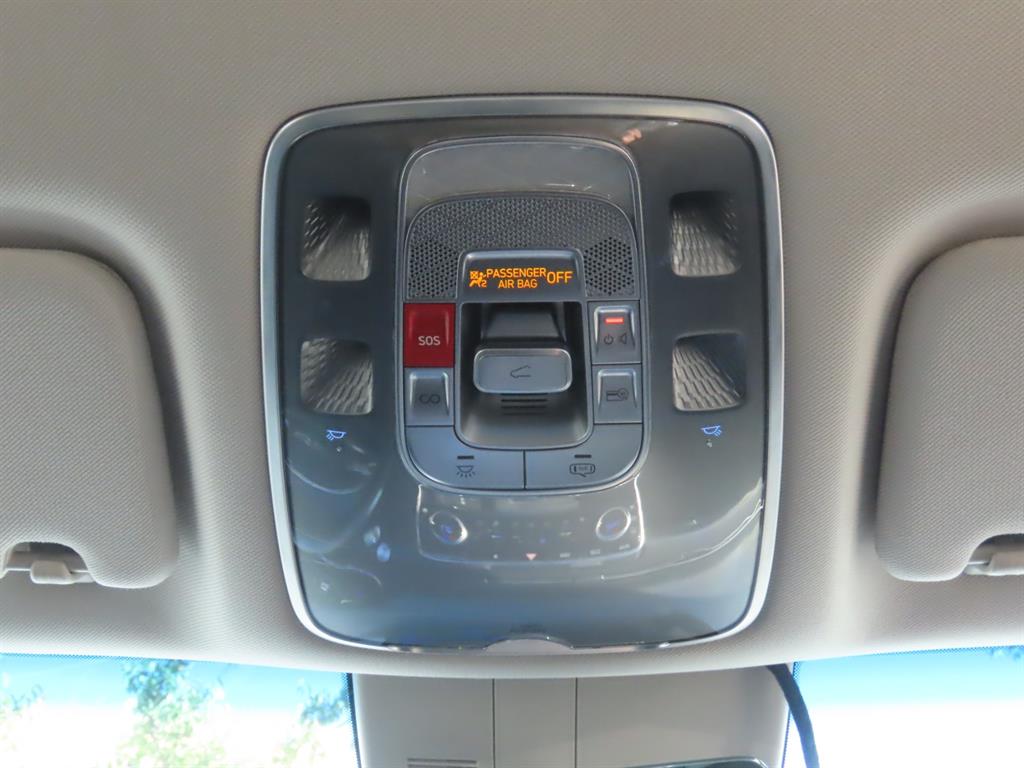 Genesis GV80 — photo 18