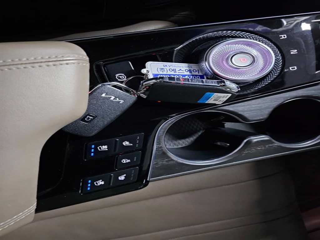 Kia K8 — photo 16