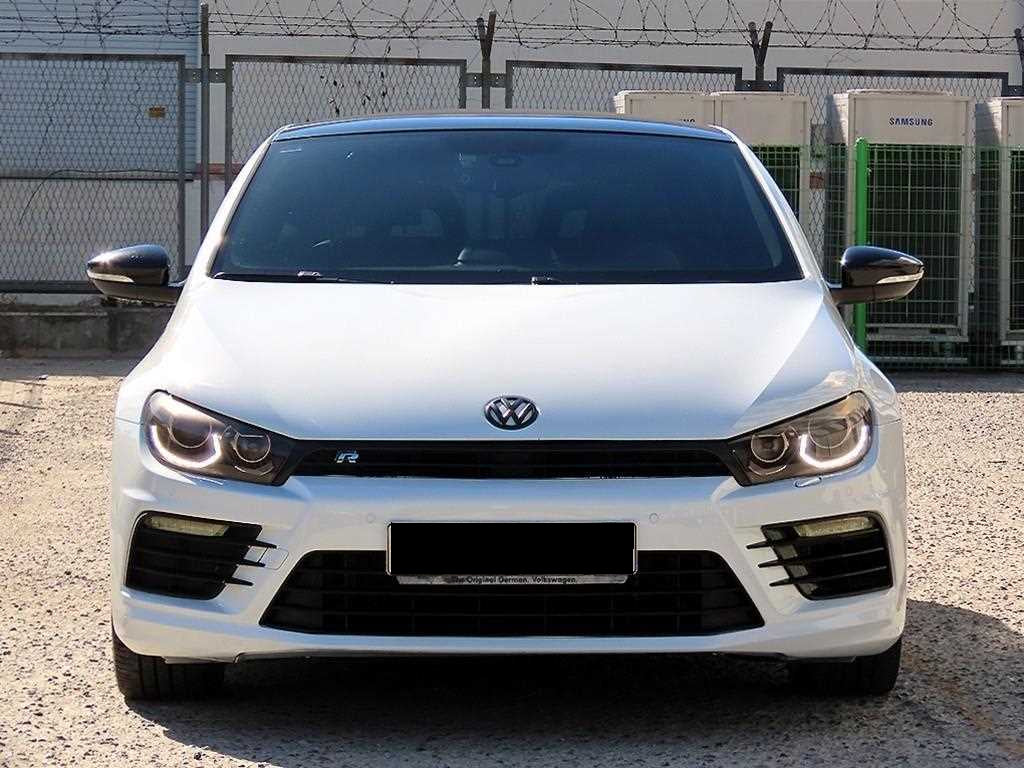 Volkswagen Scirocco — photo 02