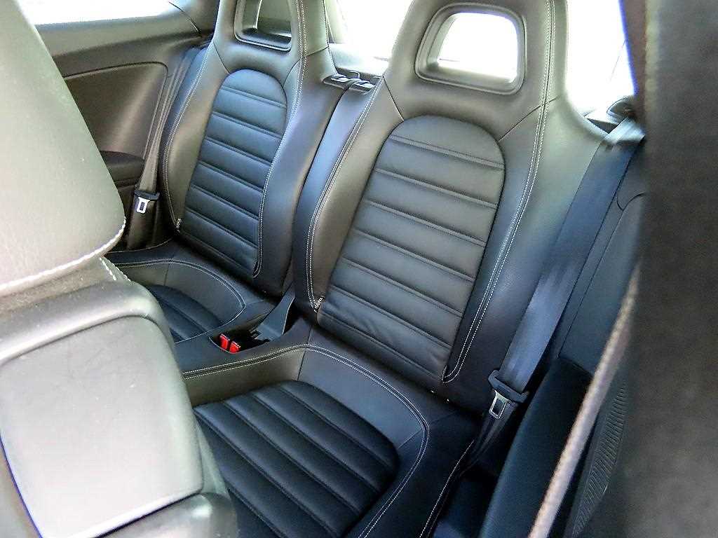 Volkswagen Scirocco — photo 06